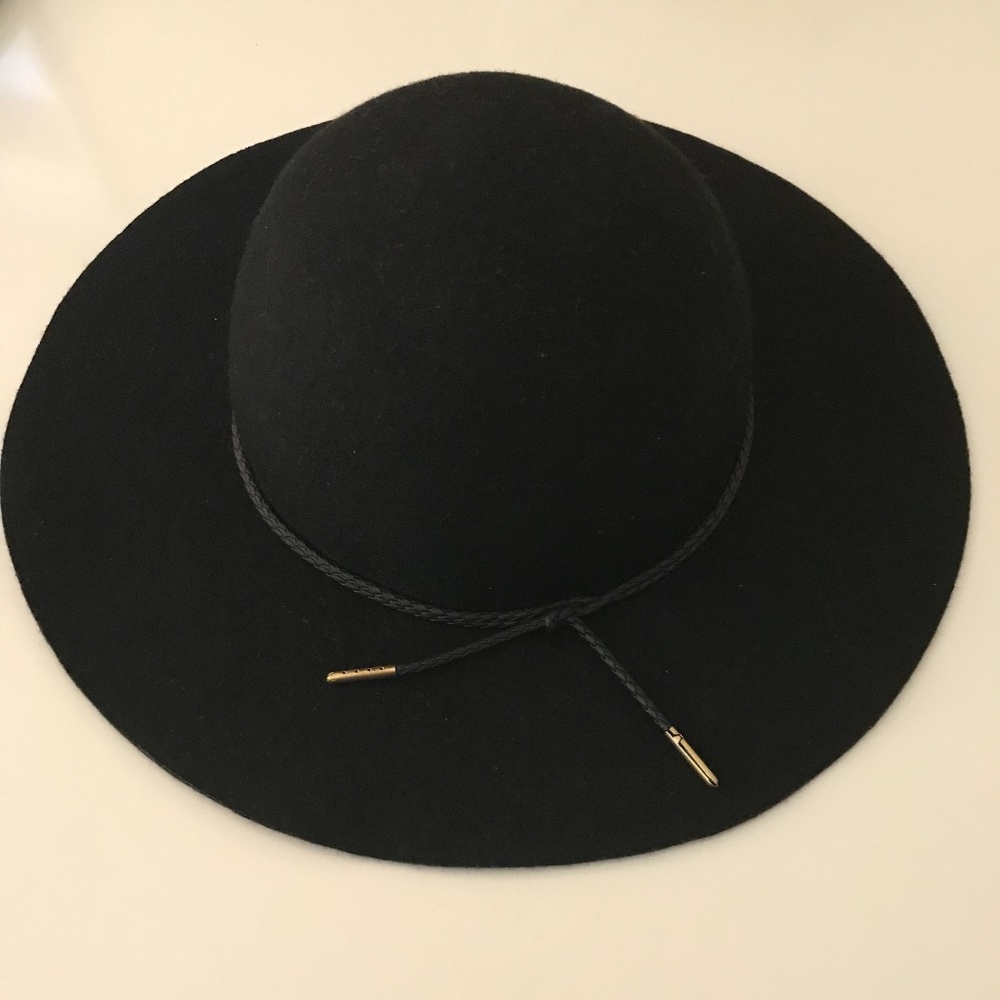 URBAN OUTFITTERS BDG Wide Brim Wool Floppy Hat